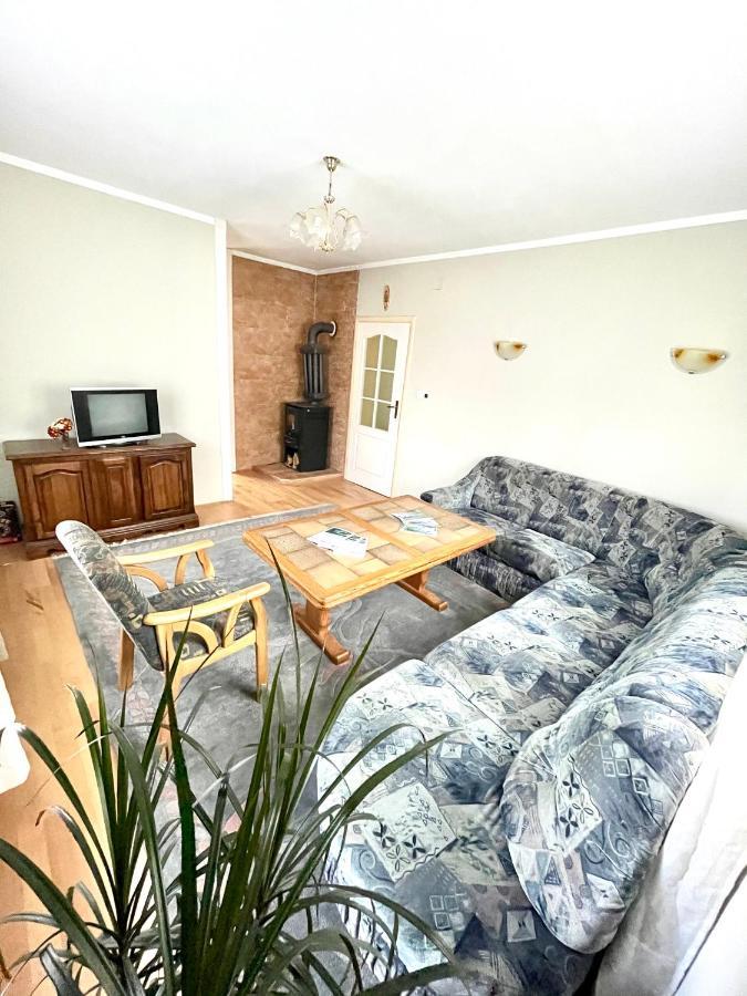 Underwoods Zabljak Guesthouse Εξωτερικό φωτογραφία