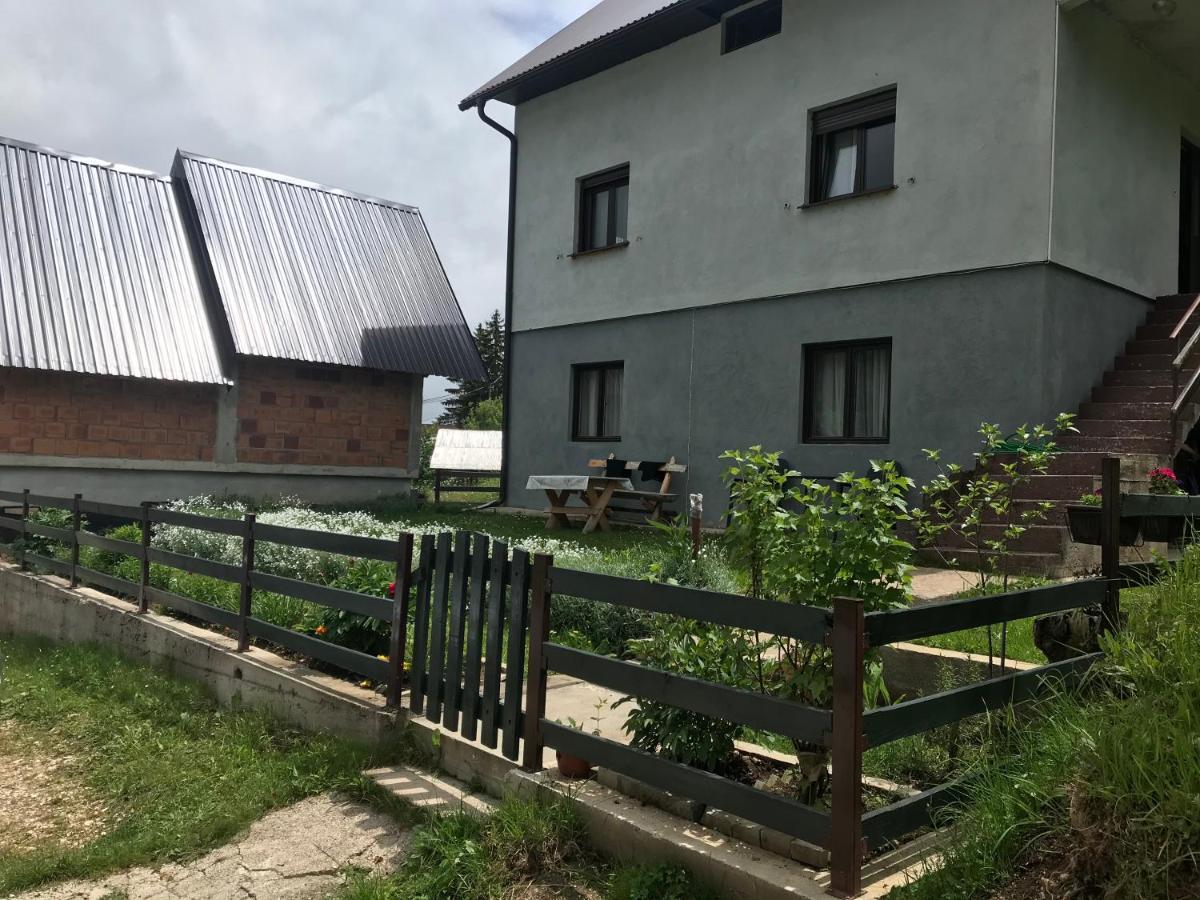 Underwoods Zabljak Guesthouse Εξωτερικό φωτογραφία
