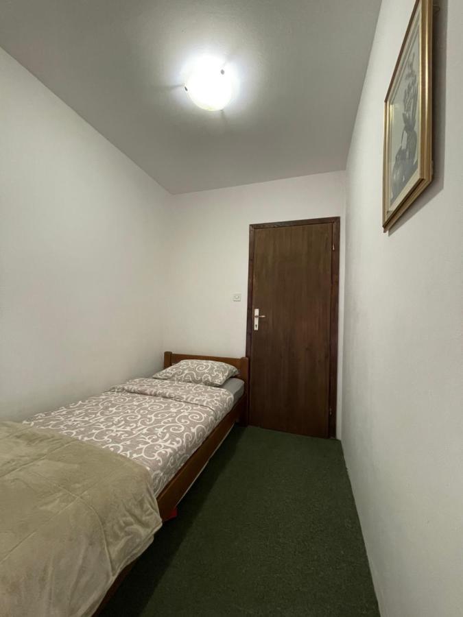 Underwoods Zabljak Guesthouse Εξωτερικό φωτογραφία