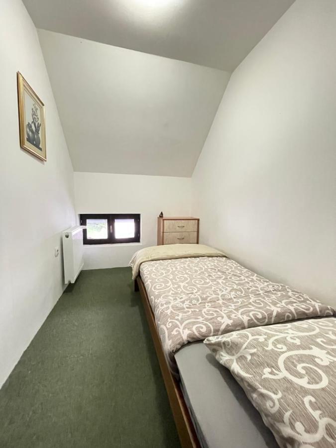 Underwoods Zabljak Guesthouse Εξωτερικό φωτογραφία