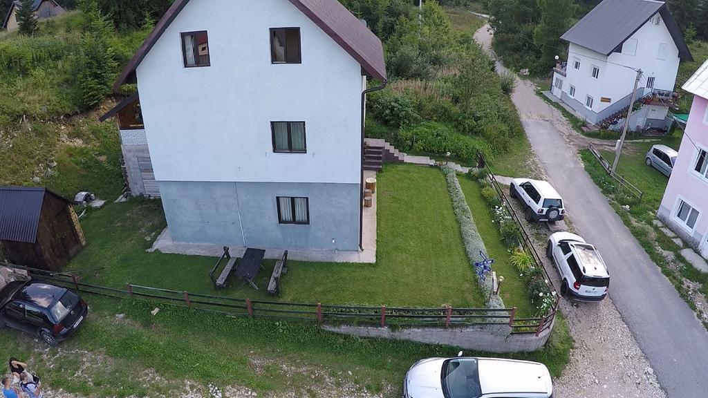 Underwoods Zabljak Guesthouse Εξωτερικό φωτογραφία
